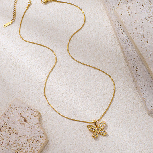 Butterfly-shaped Inlaid Rhinestone Pendant Necklace